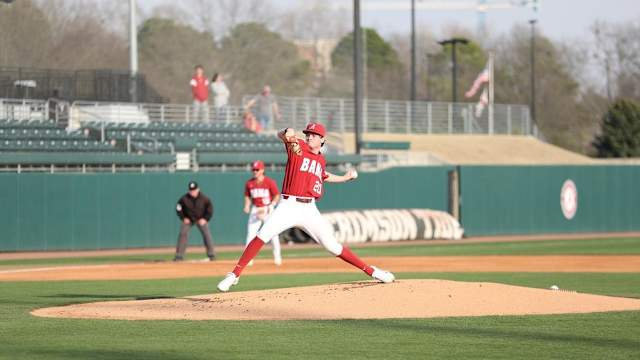 Alabama left-handed pitcher Zane Adams (20).